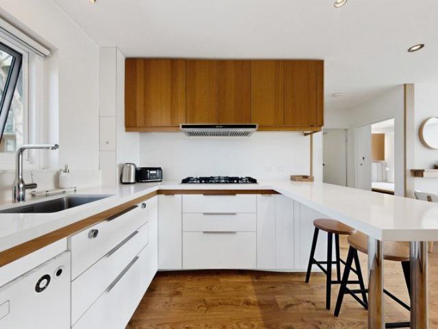 Apartment for rent in Lower North Shore, Sydney