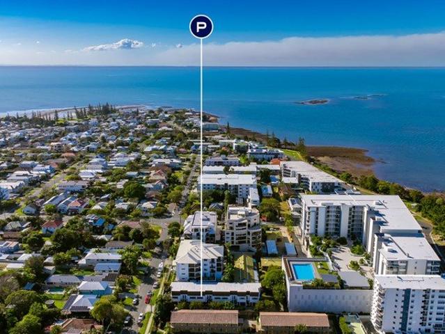 Townhouse for sale in Toombul, Queensland