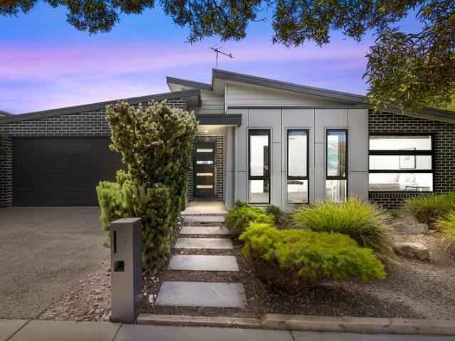 House for sale in Ocean Grove, Victoria