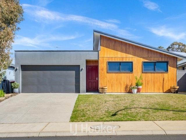 House for sale in Dunsborough, Western Australia