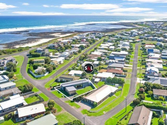 House for sale in Port Fairy, Victoria