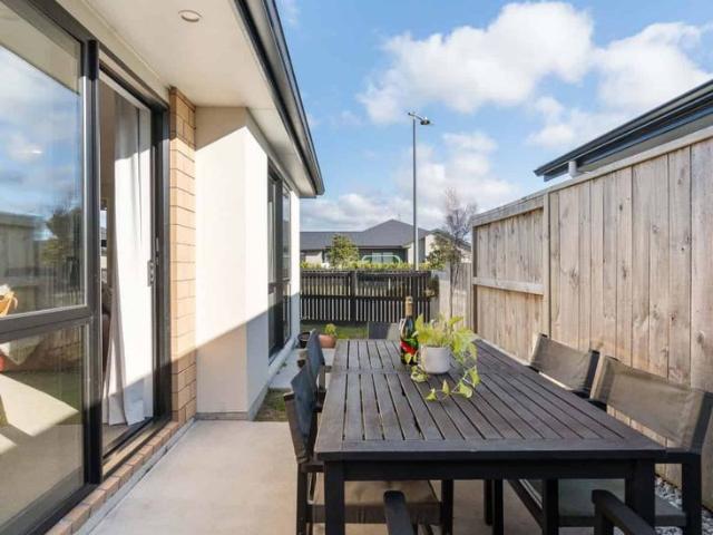 House for rent in Papamoa Sands, Papamoa