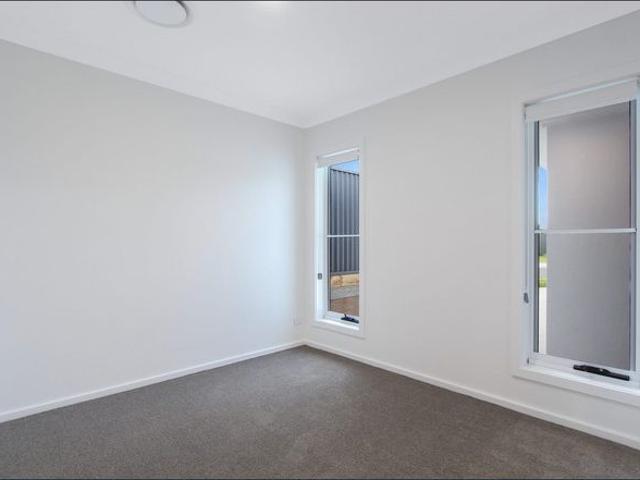 House for rent in Thrumster, New South Wales