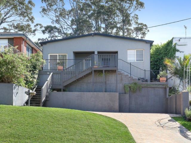 House for sale in Mount Saint Thomas, Wollongong City Council