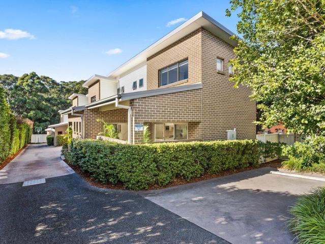 Townhouse for sale in Wollongong West, New South Wales