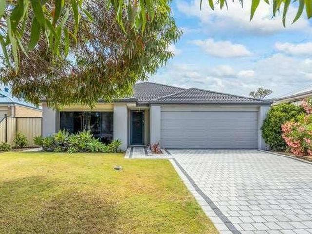 House for rent in Cockburn, Western Australia