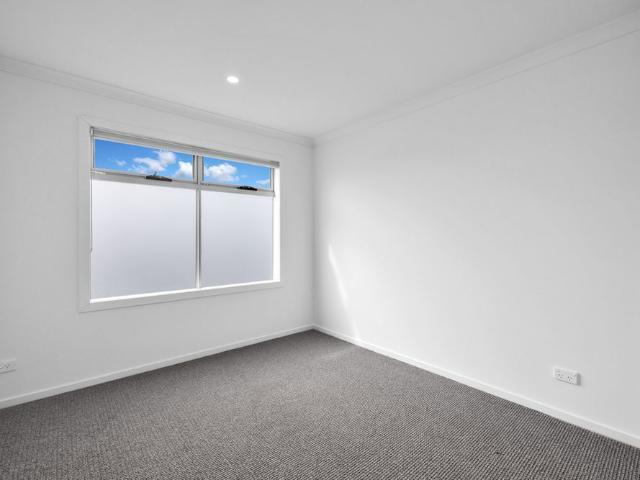 Townhouse for rent in Clyde North, Melbourne