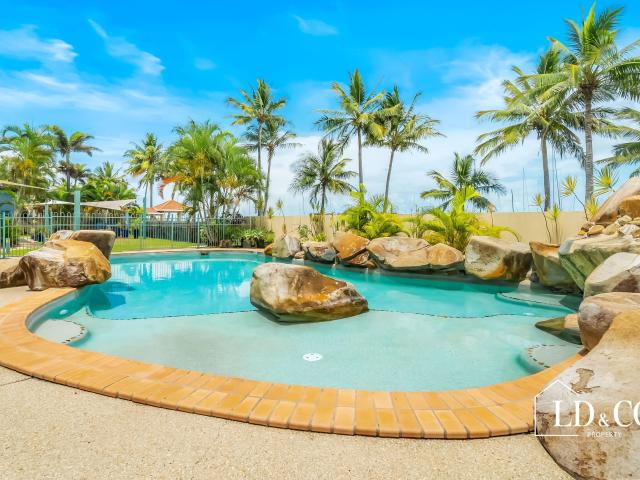 House for sale in Mackay Harbour
