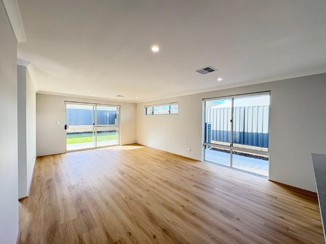 Apartment for rent in Parklands, Western Australia