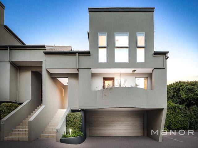 Townhouse for sale in Sydney, New South Wales