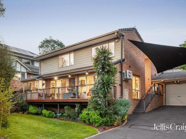 Townhouse for sale in Eltham, Melbourne