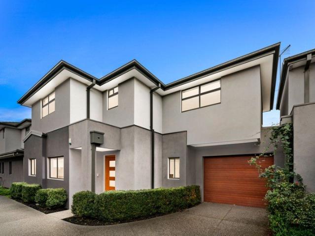 Townhouse for sale in Camerons Creek, Victoria