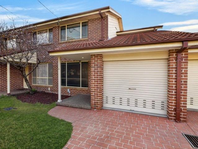 Townhouse for sale in Ingleburn, Sydney