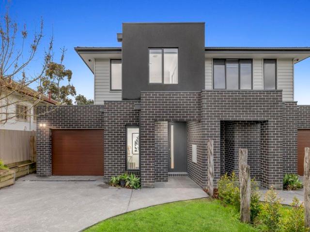 Townhouse for sale in Camerons Creek, Victoria