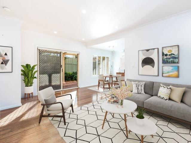 Townhouse for sale in Sutherland, New South Wales