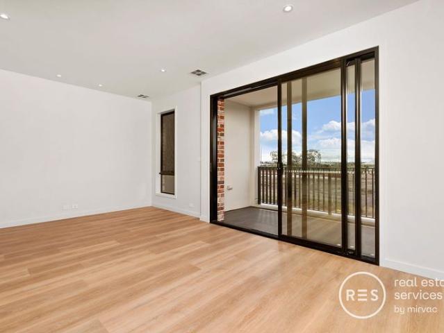 Townhouse for rent in Camerons Creek, Victoria