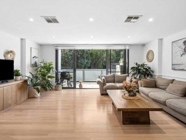 Townhouse for sale in Sydney, New South Wales