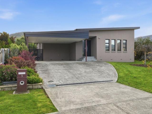 House for sale in Ranelagh, Tasmania