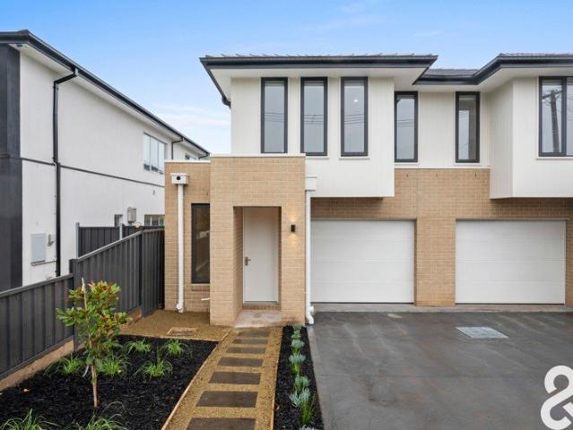 Townhouse for rent in Camerons Creek, Victoria