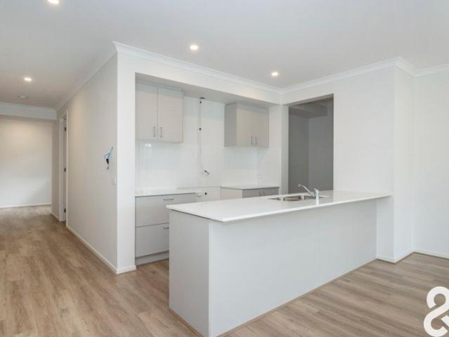 Townhouse for rent in Camerons Creek, Victoria