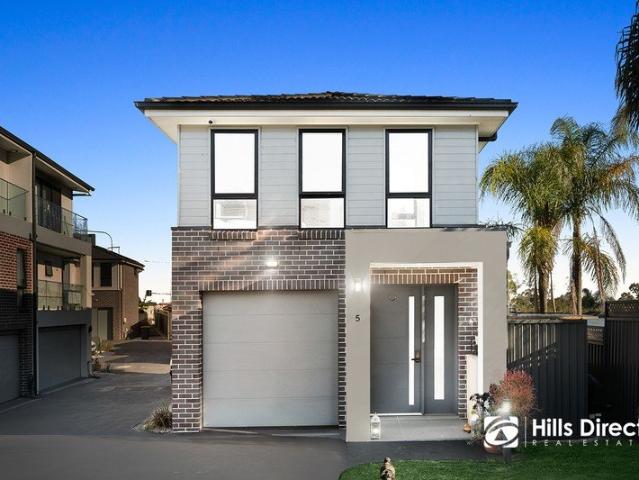 Townhouse for sale in Sydney, New South Wales