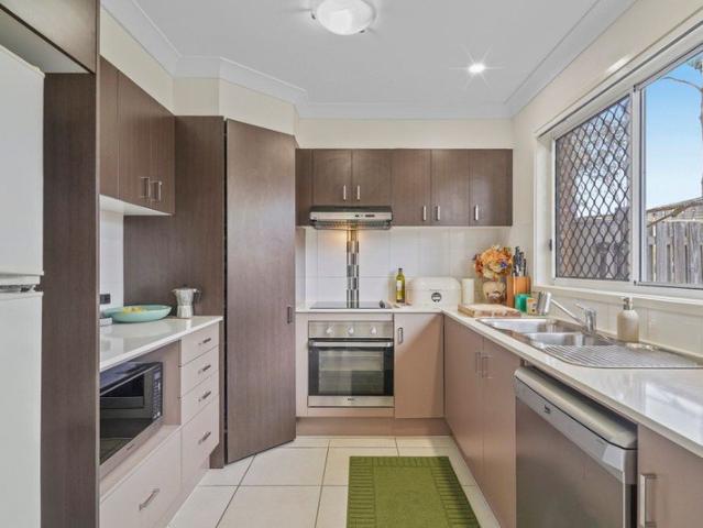 Townhouse for sale in Toombul, Queensland