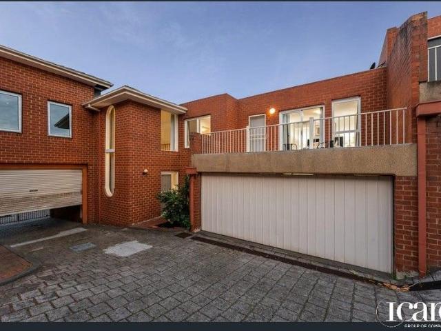 Townhouse for sale in Camerons Creek, Victoria