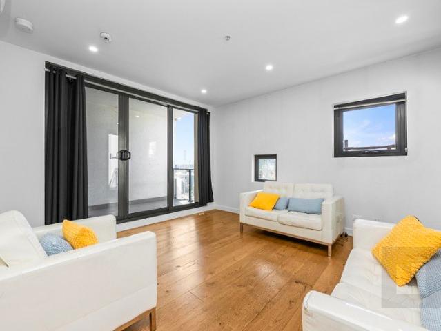 Apartment for sale in West Melbourne, Melbourne