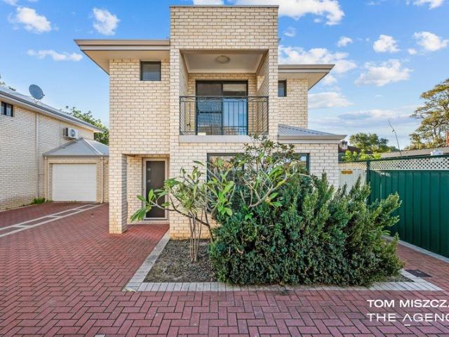 Townhouse for sale in Beckenham, Western Australia
