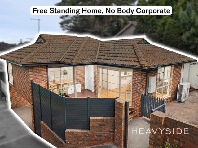 Villa for sale in Hawthorn East, Melbourne
