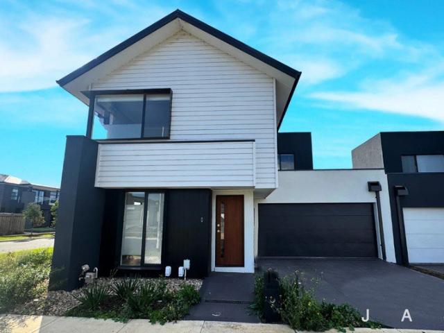 Townhouse for rent in Camerons Creek, Victoria