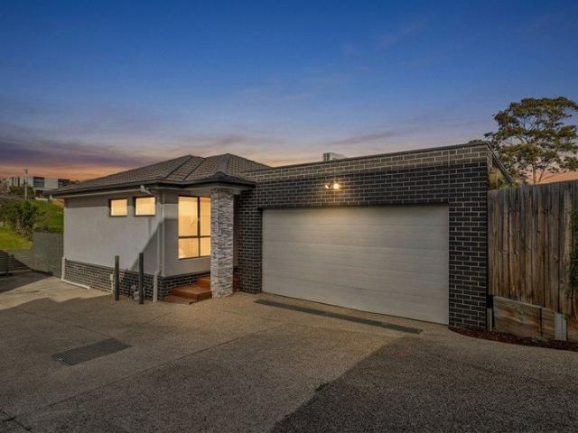 Townhouse for sale in Camerons Creek, Victoria