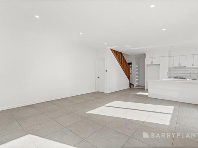 Townhouse for sale in Camerons Creek, Victoria