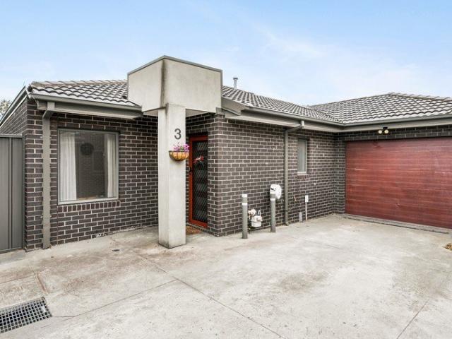 Villa for sale in Glenroy, Melbourne