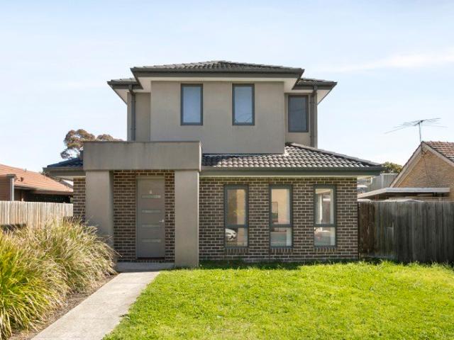 Townhouse for sale in Camerons Creek, Victoria