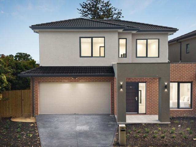Townhouse for sale in Bayswater, Melbourne