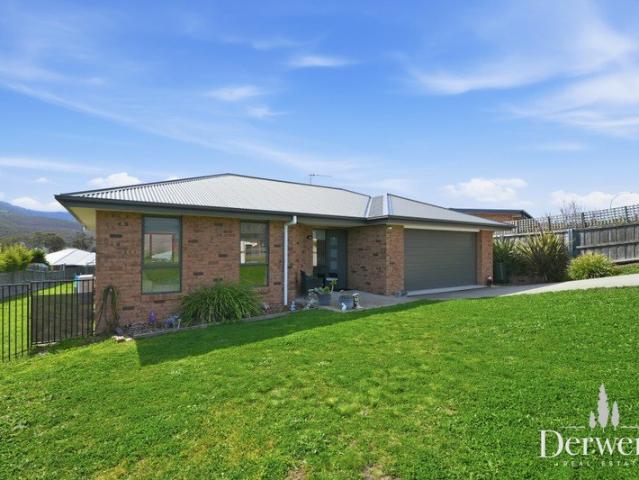 House for sale in New Norfolk, Tasmania