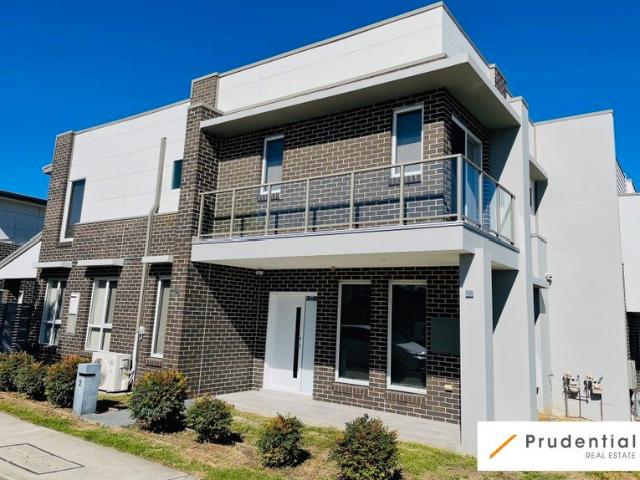 House for rent in Edmondson Park, Sydney