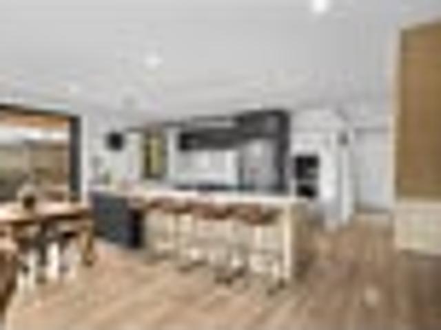 House for sale in Chaslands, Canterbury