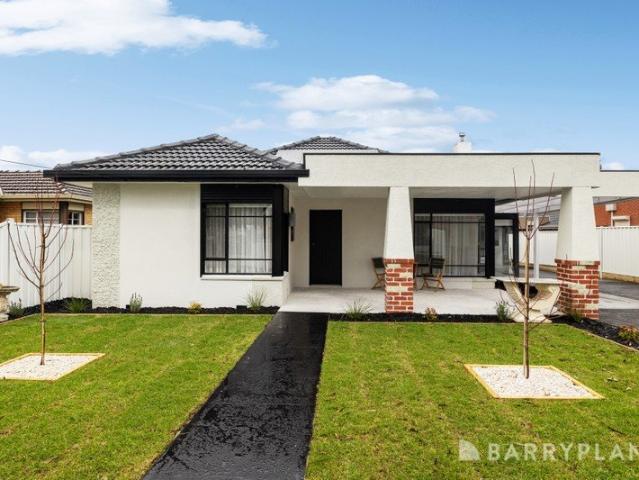 Townhouse for sale in Camerons Creek, Victoria
