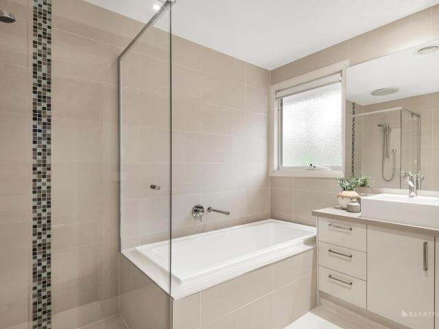 Townhouse for sale in Camerons Creek, Victoria