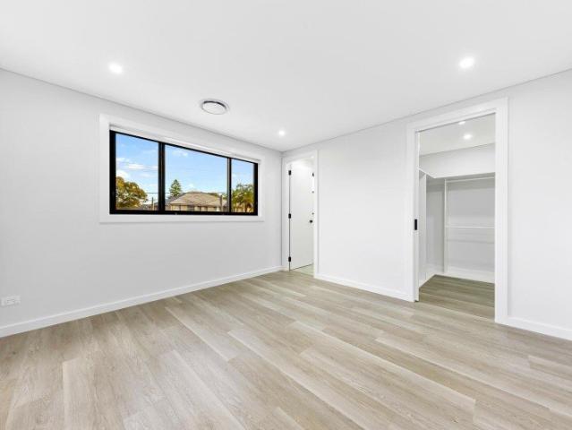 Duplex for rent in Revesby, Sydney