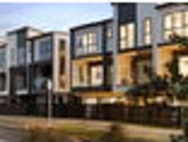 Townhouse for sale in Paremoremo, Oroua County