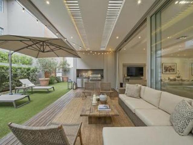 Apartment for sale in Alexandra, Gauteng