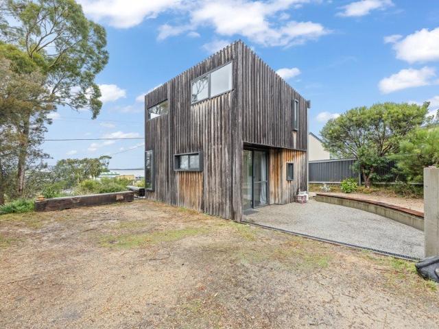 House for sale in Ansons Bay, Tasmania