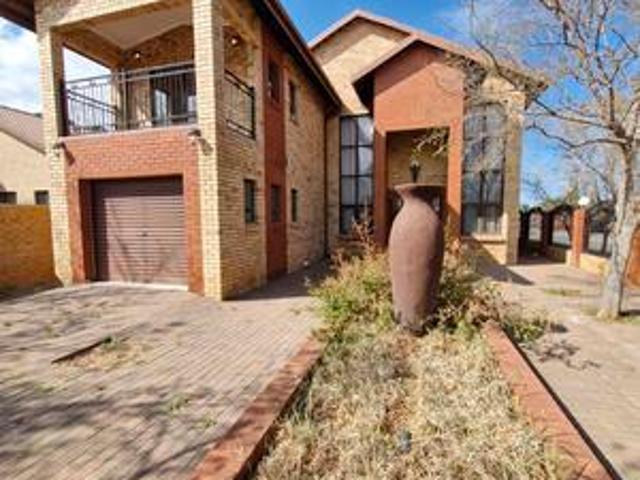 House for sale in Dr Ruth Segomotsi Mompati District Municipality, North West