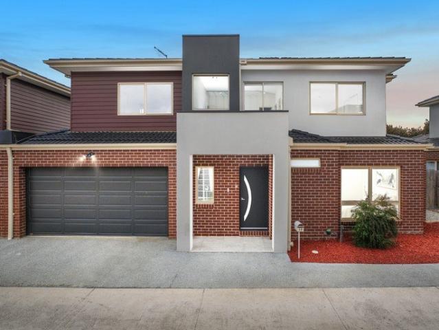 Townhouse for sale in Camerons Creek, Victoria