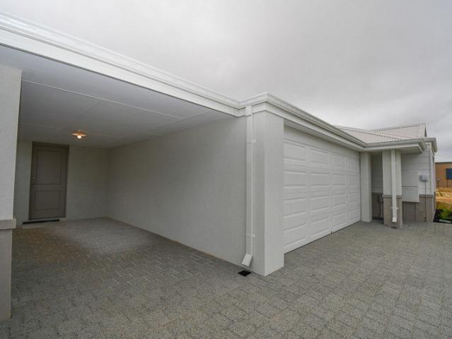Duplex for rent in Parklands, Western Australia