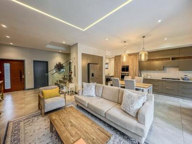 Townhouse for sale in Alexandra, Gauteng