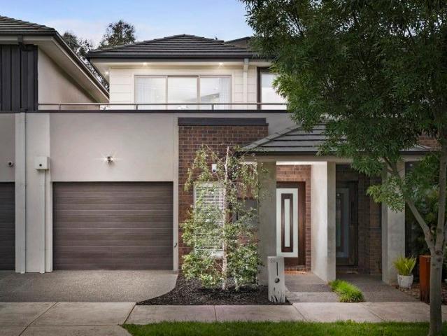 Townhouse for sale in Camerons Creek, Victoria